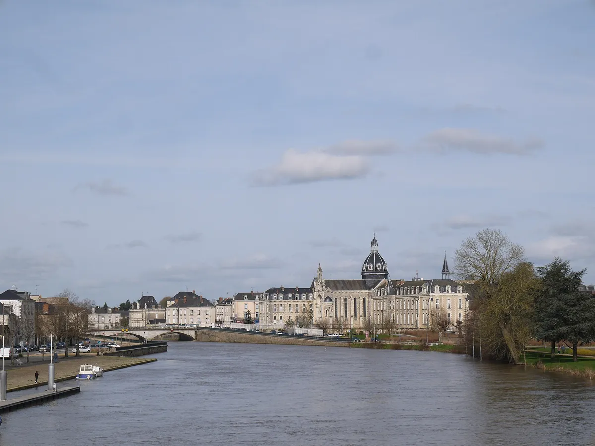 Vue de Château-Gontier-sur-Mayenne, Mayenne